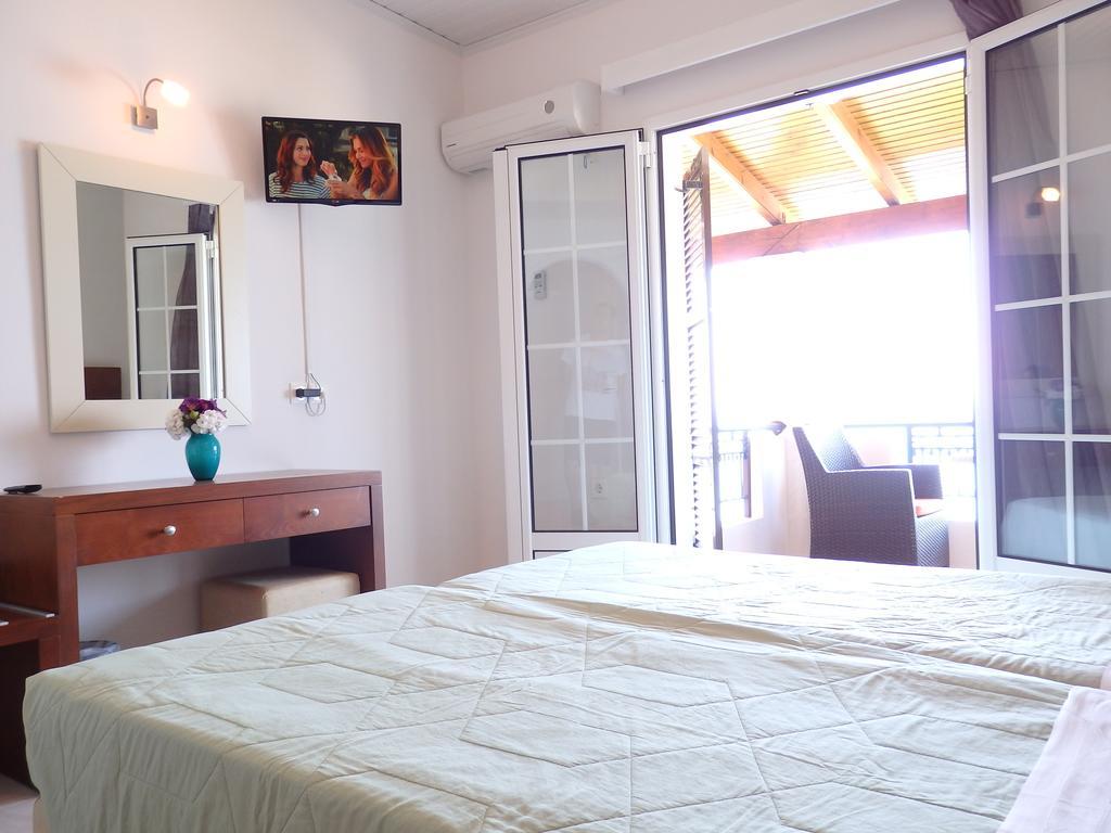 Dandidis Seaside Pension Agios Gordios  Room photo