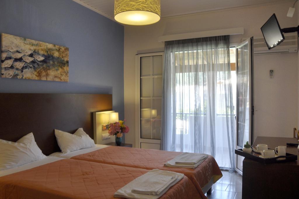 Dandidis Seaside Pension Agios Gordios  Room photo